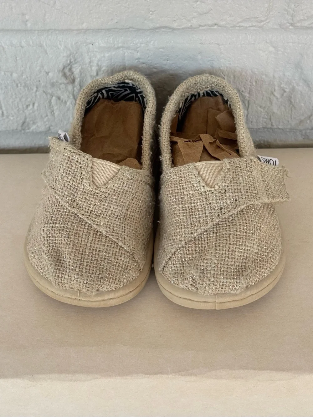 Sparkly Burlap TOMS Shoes T4